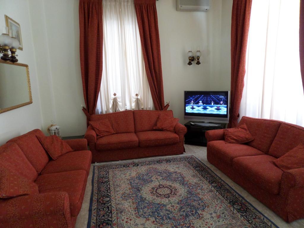 Hotel Delizia Genovese Montecatini-Terme Esterno foto
