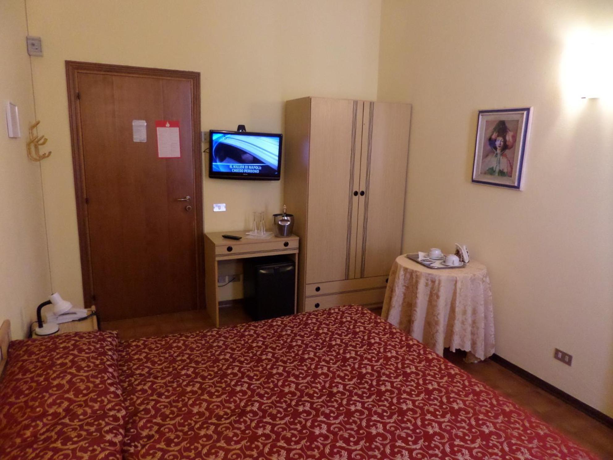 Hotel Delizia Genovese Montecatini-Terme Esterno foto